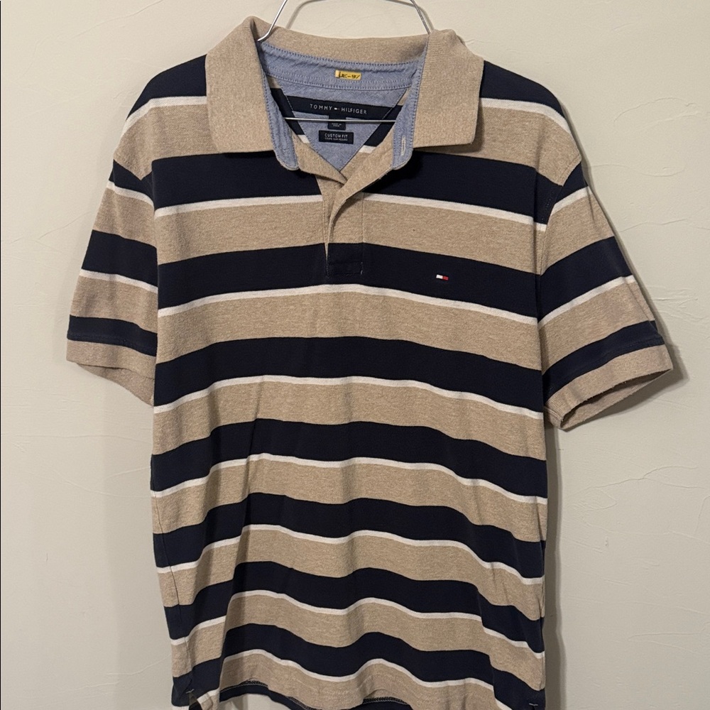 Tommy Hilfiger Men's Polo Shirt - Navy and Tan Stripes Size Large